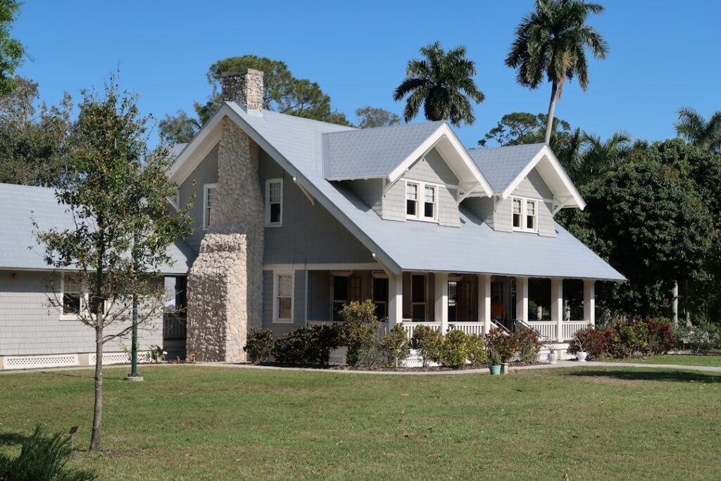 Moving from New York to Florida: Taxes, Lifestyle and Where to Live - DJ & Lindsey Real Estate