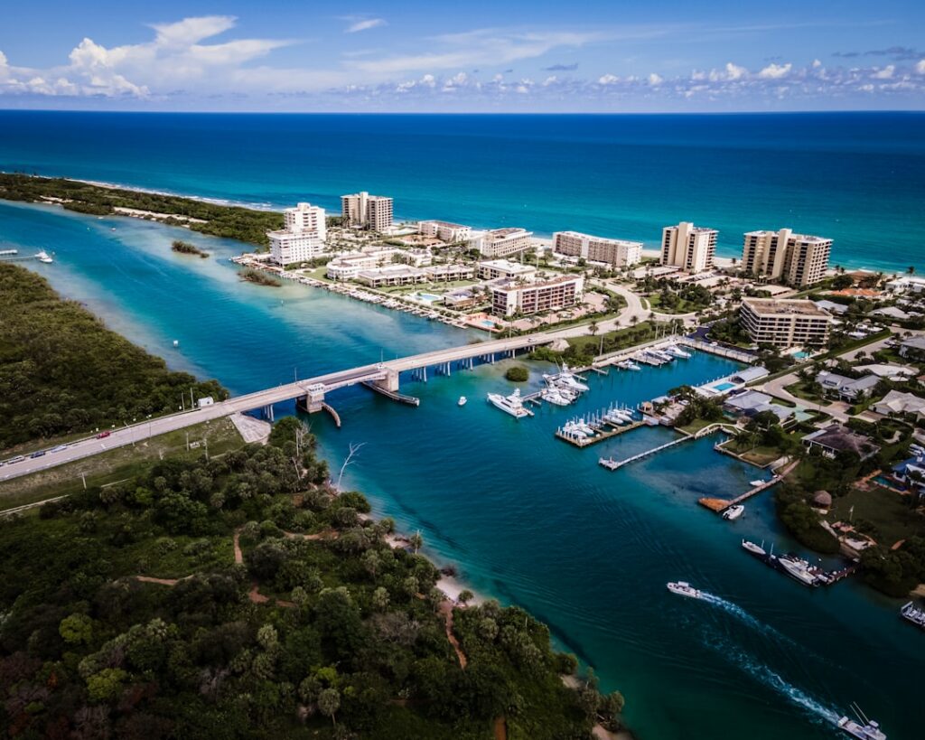 Real Estate Careers in Palm Beach County - DJ & Lindsey Real Estate
