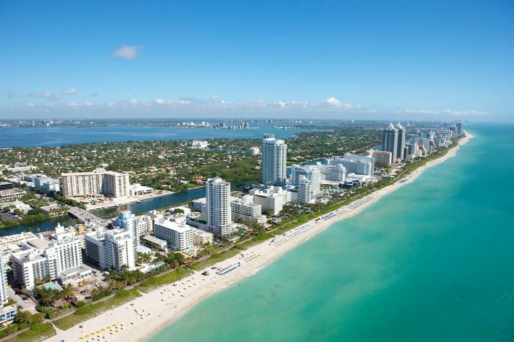 How Much Do Real Estate Agents Make in Florida - DJ & Lindsey Real Estate